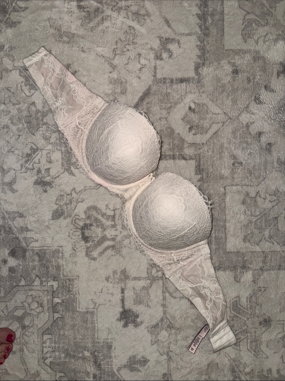 Lace Push-Up strapless Bra in ivory - Women's Intimates